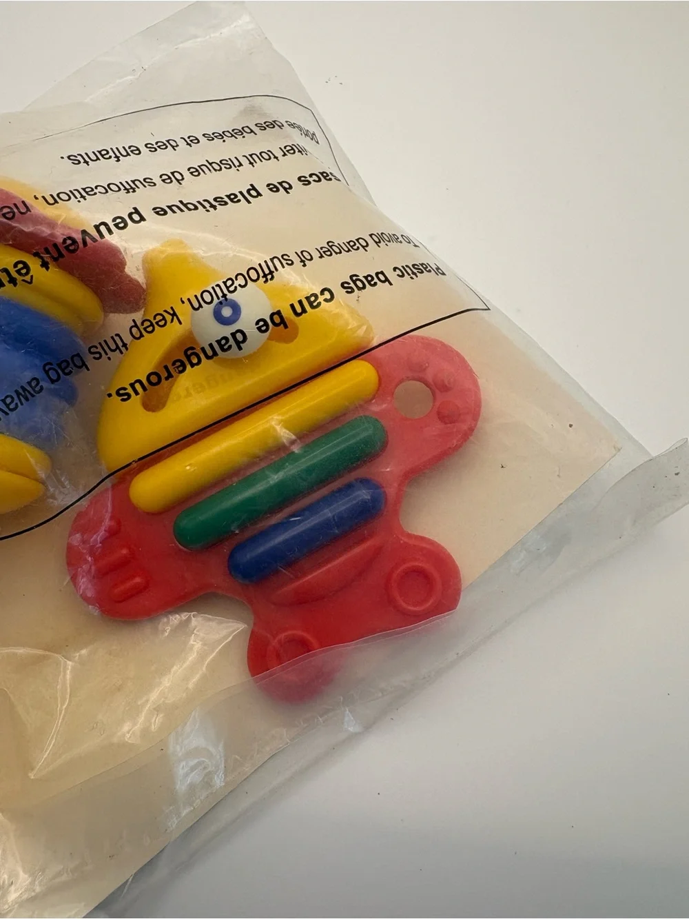 Discovery Toys Tuneful Teethers 2 Textured Teethers, Lion & Rainbow Fish, NIP